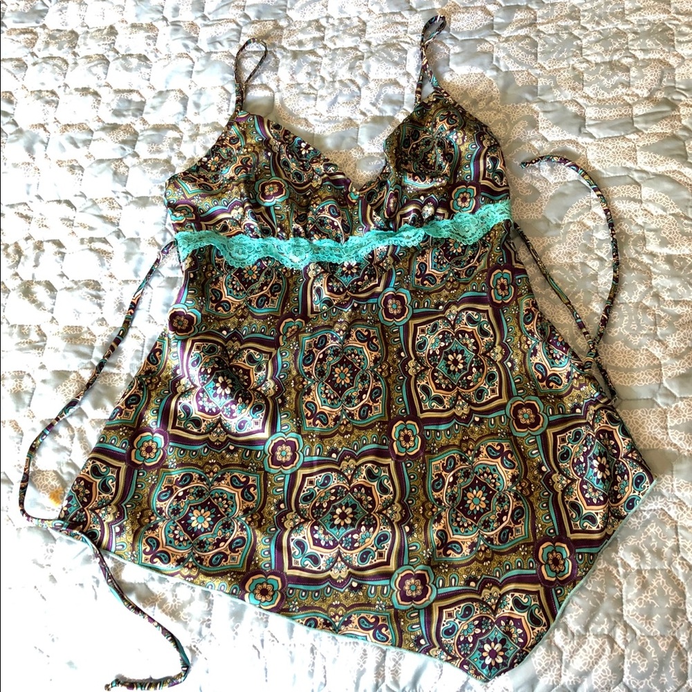 Paisley kerchief silky top